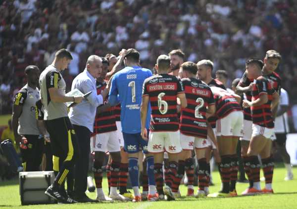 Bruno Henrique critica árbitro em clássico entre Flamengo e Botafogo