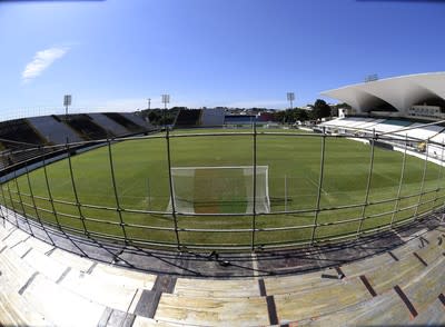 Pela Arena Ilha, Flamengo estuda emprestar dois jogadores para a Lusa