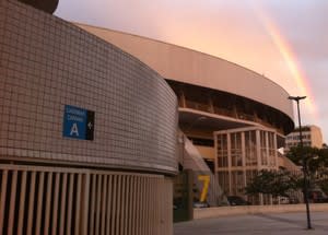 Reunião buscará solução para limite de quatro jogos por mês no Maracanã