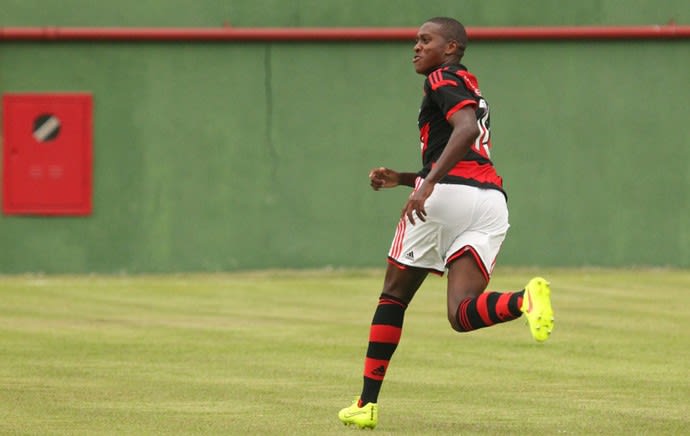 Flamengo confirma empréstimo de Jajá ao Avaí até o fim da temporada