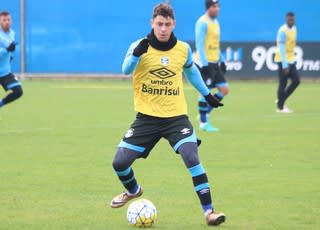 Grêmio ajusta detalhes e encaminha saída de Giuliano ao Zenit, da Rússia