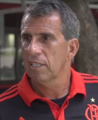 Técnico do Flamengo sub-20 destaca nova safra do Rubro-Negro: É forte