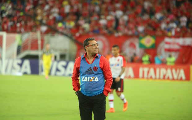 Vanderlei Luxemburgo participa do Bem, Amigos! desta segunda-feira