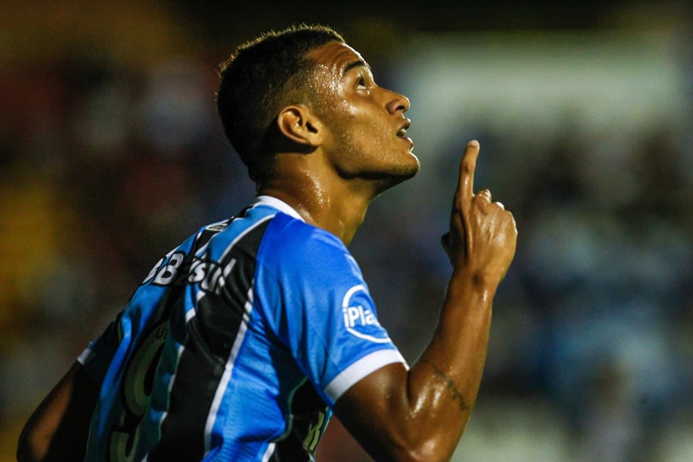 À vontade, Thonny Anderson vibra com 1º gol pelo Grêmio: Felicidade enorme