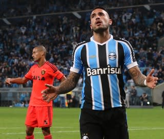 De esperança a turista: Braian deixa o Grêmio com 2 gols e sem jogar no ano