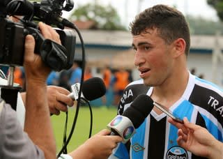 Destaque de jogo-treino do Grêmio se diz renovado: Aprendi com besteiras