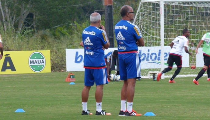 Após demissão de Luxa, Jayme treina o Fla sob olhar de Bandeira de Mello