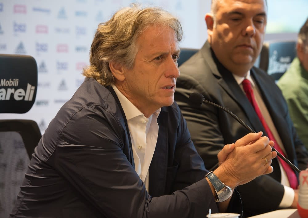 Flamengo ajusta negociação com Jorge Jesus de olho no bolso