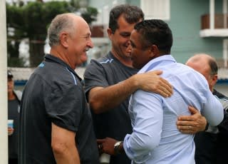 Roger pode igualar Felipão em pior série com tropeço contra o Flamengo