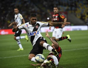 Mesmo com derrota, Avallone vê Fla favorito: Vasco é um amontoado