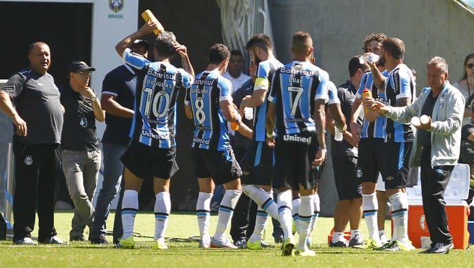 Grêmio coloca grupo à prova outra vez sem 5 titulares e busca até novo estilo