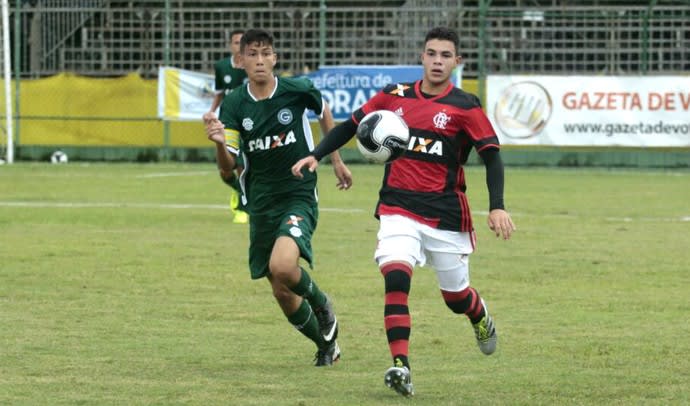 Flamengo bate o Goiás e vai enfrentar o São Paulo na semifinal do sub-15