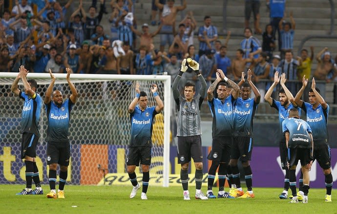 Vitória alivia ambiente do Grêmio e vira exemplo de entrega ao grupo