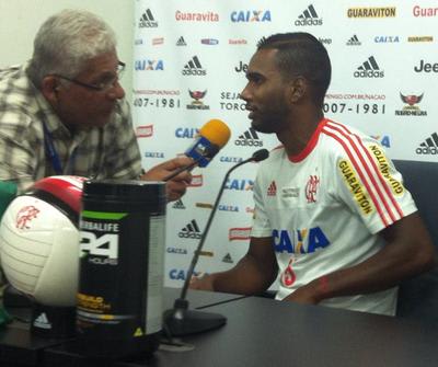 Após dois meses sem iniciar um jogo, Luiz Antonio celebra chance no meio