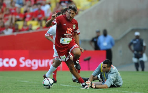 OFF - Renato Gaúcho critica trabalho de formação de atletas focado em vitórias