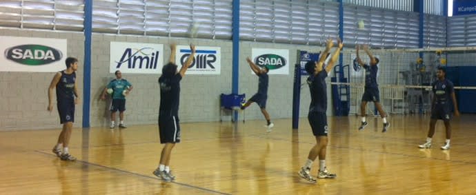 Vôlei do Cruzeiro retoma treinos com base campeã da temporada passada