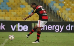 Lista de relacionados para o jogo de quarta tem Léo Moura e Alecsandro