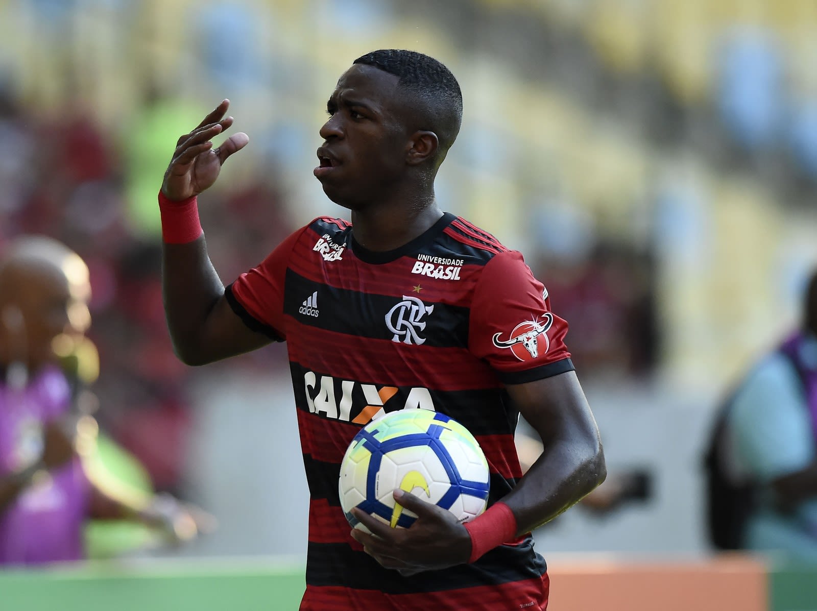 Flamengo cresce e vive embalo inicial no Brasileiro