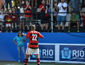 Após gol do título mundial de Fut 7, Boleta celebra a redenção pelo Fla