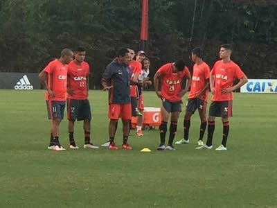 Muricy ensaia time para duelo contra o Fortaleza, e Sheik segue fora