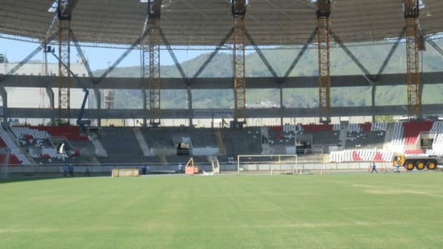 Engenhão reabre para estreia do Bota no Carioca. Clube pede troca de nome