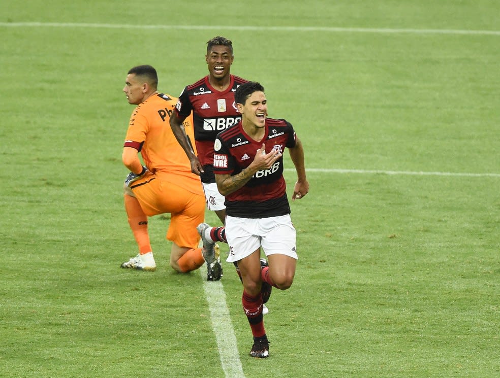 Notas da partida: confira as avaliações para os jogadores do Mengão na partida entre Flamengo 3x1 Athletico-PR no Maracanã