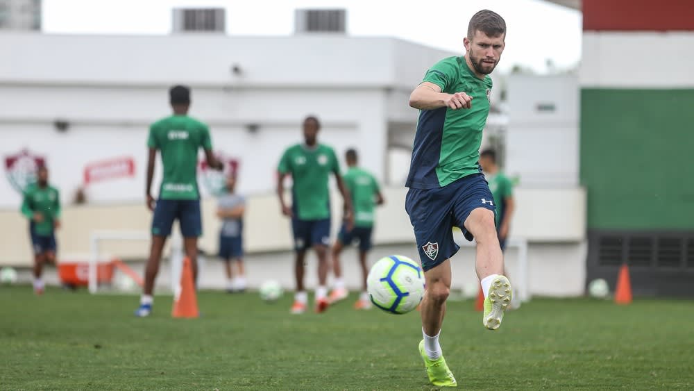 Grêmio se acerta com Atlético de Madrid e aguarda documentação para anunciar Caio Henrique