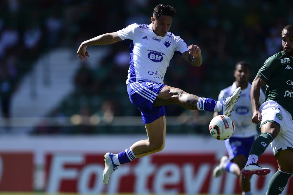 Cruzeiro perde na Série B e depende de tropeço do Vasco para ser campeão do turno neste sábado