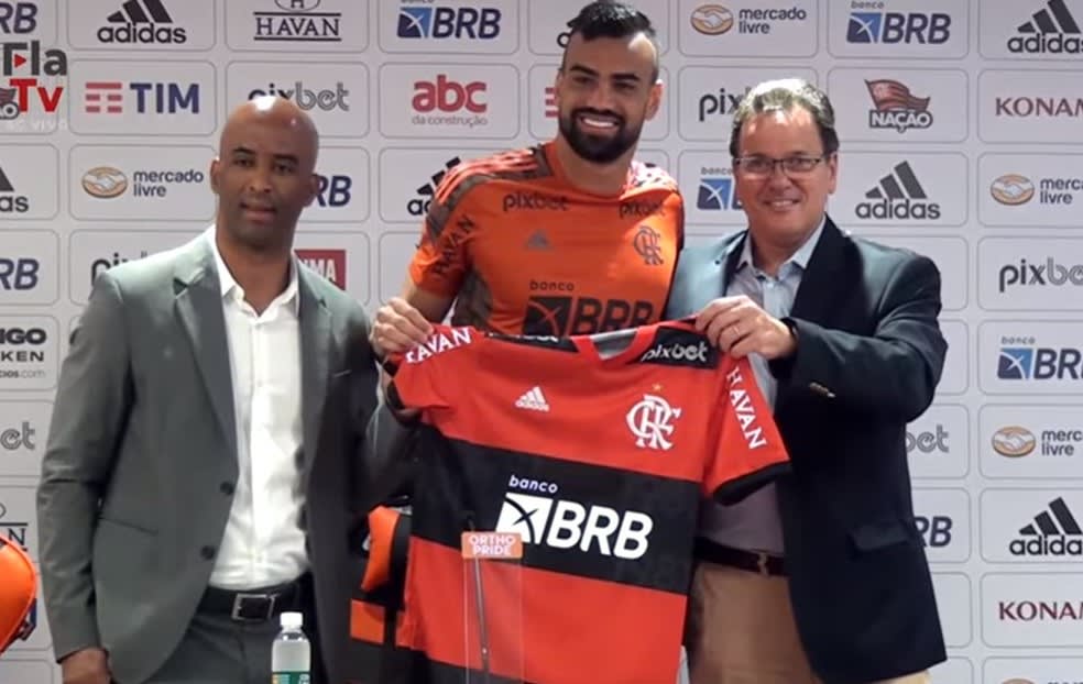 Flamengo apresenta zagueiro Fabrício Bruno, ex-Bragantino: Foi fácil fazer essa escolha