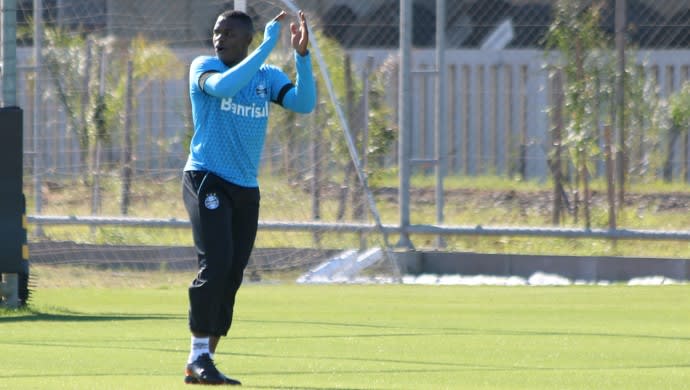 Grêmio inicia preparação contra o Palmeiras em manhã de treino físico