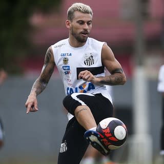 Empresário nega Lucas Lima no Grêmio e fala em renovar com Santos