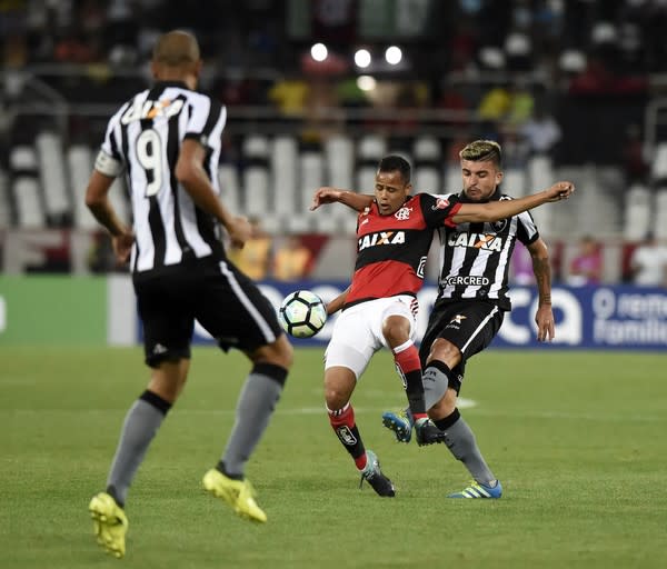 Lédio critica decisão de Rueda de escalar Fla com time misto contra o Botafogo