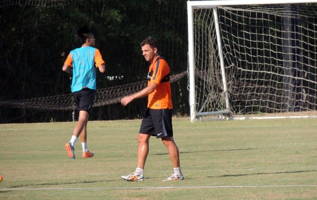 Presidente do Shandong chega ao Brasil, e Fla trabalha por Montillo