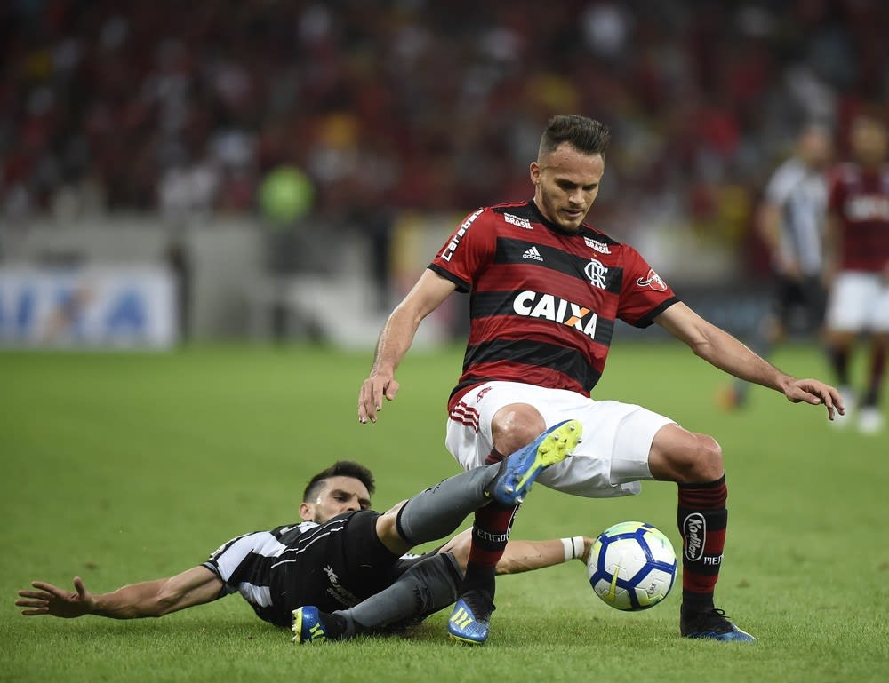 Jogadores do Flamengo  têm menos minutos e lesões do que o Grêmio em 2018
