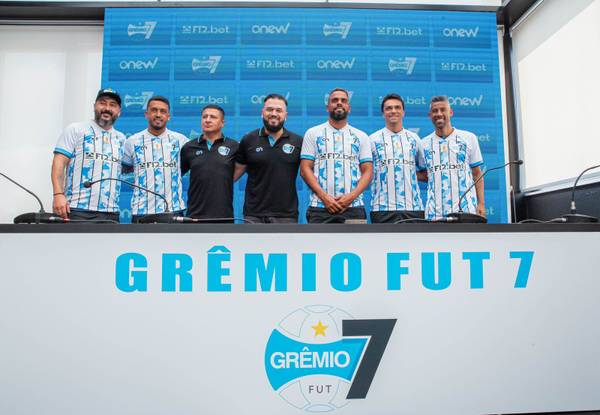 Luva de Pedreiro acerta com time de futebol 7 do Grêmio, grêmio