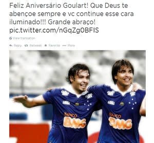 De artilheiro para artilheiro: Moreno homenageia Goulart pelo aniversário