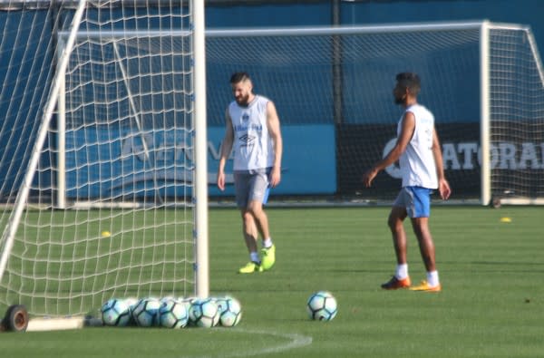 Grêmio se reapresenta com treino de reservas após classificação na Libertadores