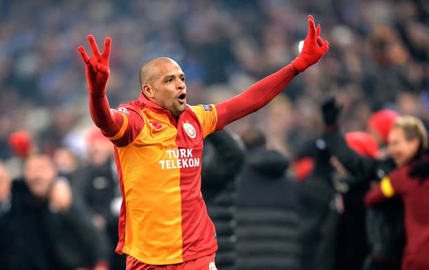 Felipe Melo balança com Brasil, mas pode fechar com City por Champions