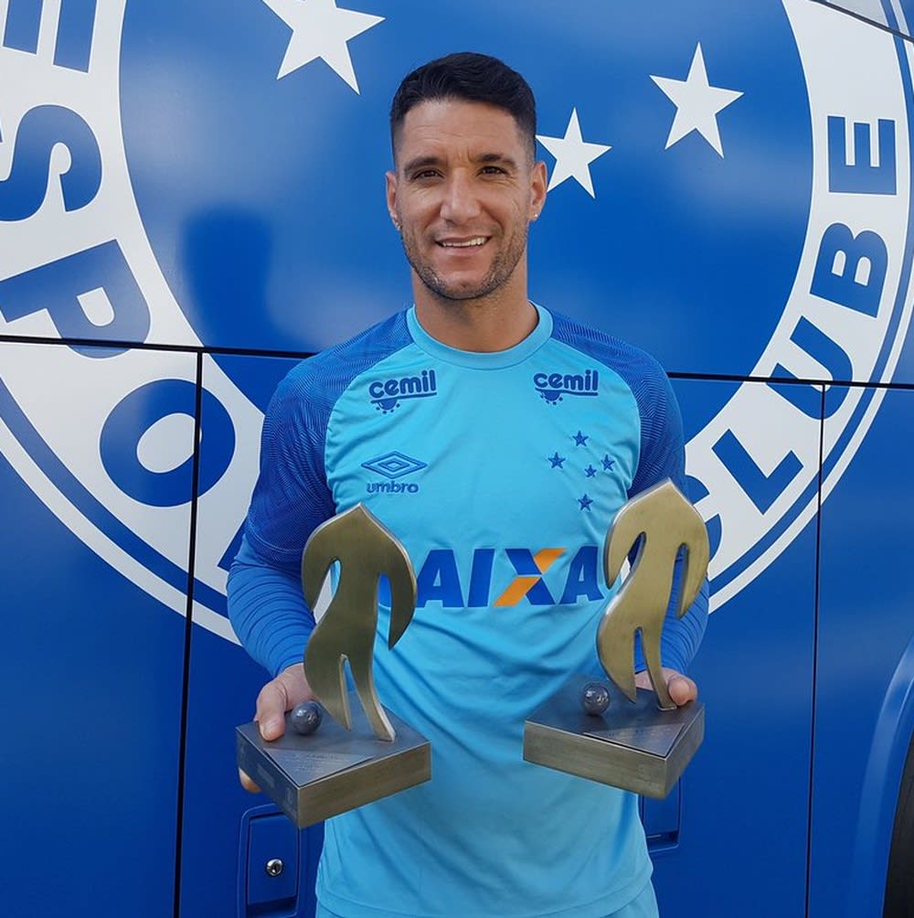 Troféu Globo Minas: Thiago Neves e Arrascaeta recebem prêmios na Toca