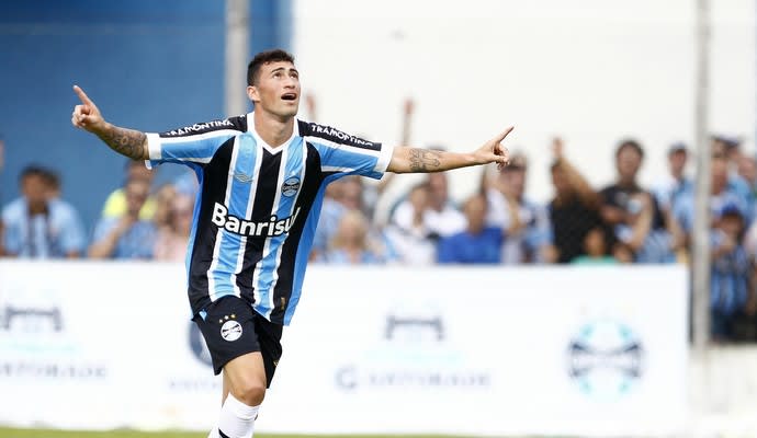 Grêmio reduzirá nº de jovens em até 50% e entra em fase de fechar grupo