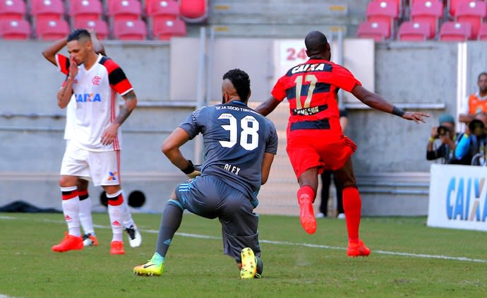 Análise: Flamengo iguala disposição, mas é derrotado ao criar quase nada