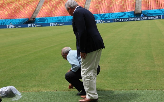 [COPA 2014] Governador do AM justifica falhas no gramado da Arena: