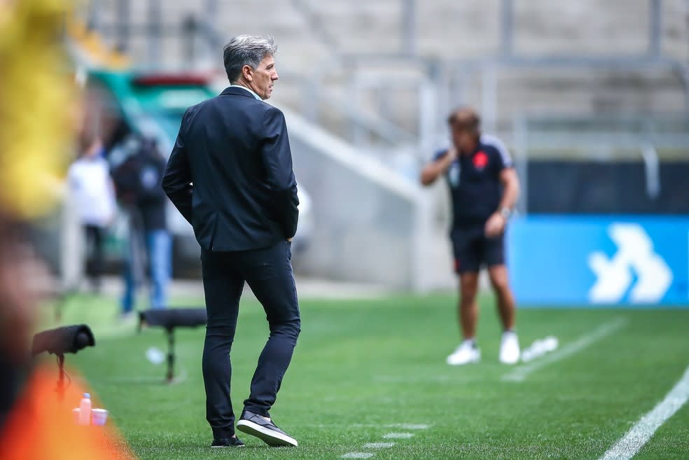 Renato vê Grêmio soberano em goleada sobre o Vasco e volta a afirmar: Melhor futebol do Brasil