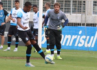 Grêmio garante definição sobre Erazo para esta semana; tendência é saída