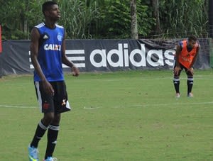 Sem brigar pela liderança, Flamengo e Fluminense se enfrentam no sub-20