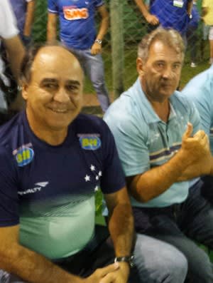 Marcelo e Tico trocam de papéis em amistoso do Cruzeiro em Ibirité