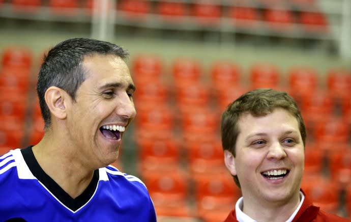 Da prorrogação ao altar, Gustavinho e Neto se reencontram na final do NBB