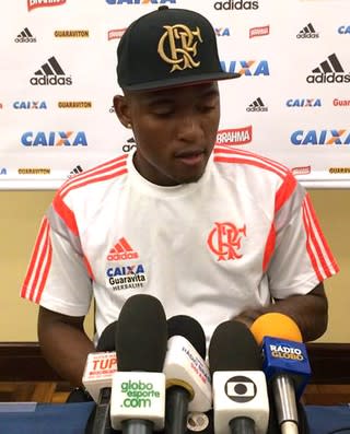 Samir elogia Bressan, mas imagina iniciar ano como titular da zaga do Fla