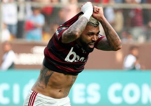 Gabigol marca gol decisivo contra o River Plate na final histórica do Flamengo.