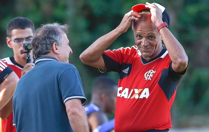 Após anos de ouro em campo, ídolos caem na fervura do caldeirão do Fla